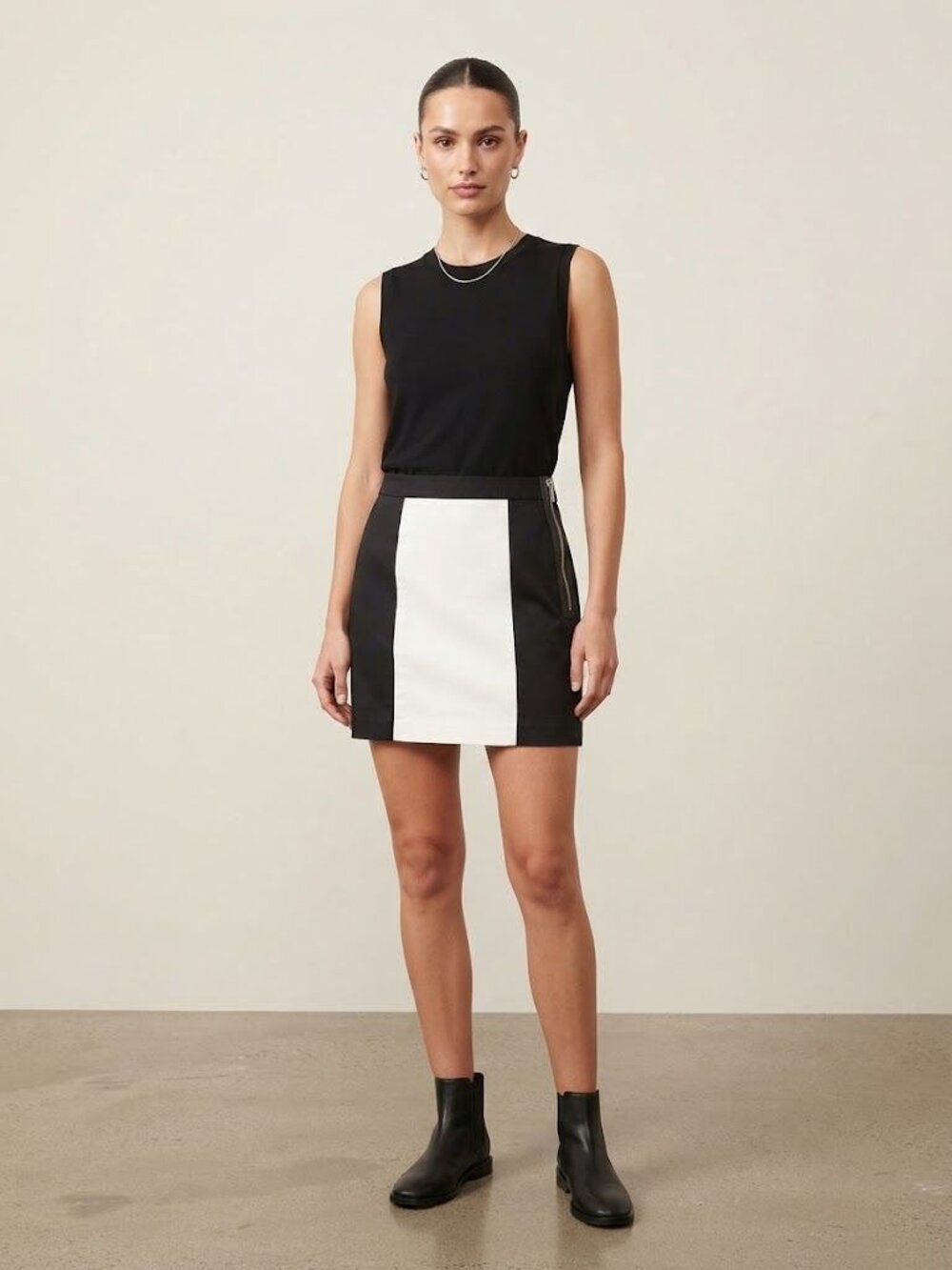Worthington Colorblock Black & White Mini Skirt With Side Zipper - Womens Size 4